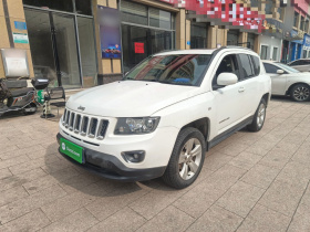 Jeep 指南者(进口) 2014款 改款 2.4L 四驱舒适版