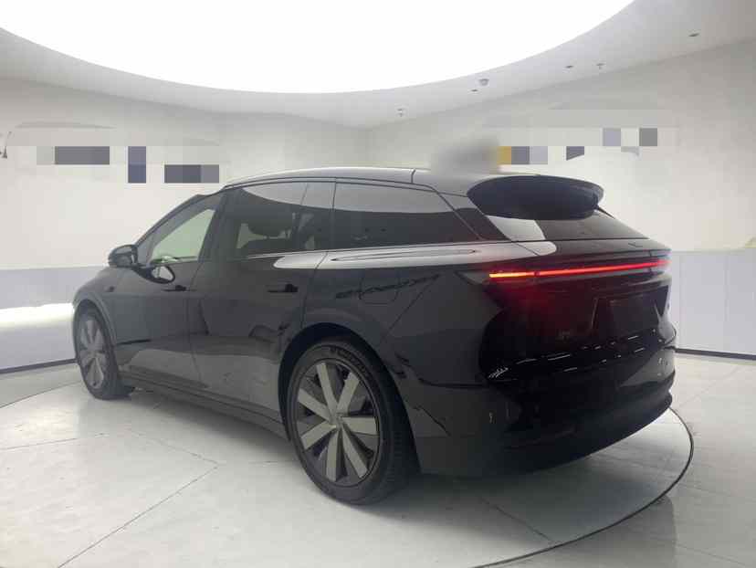 理想汽车 理想i6 2025款 四驱标准版(4)