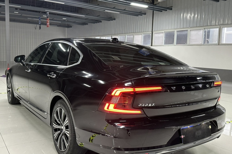 沃尔沃S90 2021款 B5 智远豪华版车身外观6004