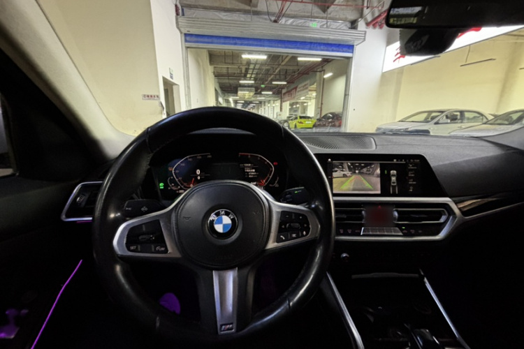 宝马3系 2021款 320Li M运动套装中控内饰7008