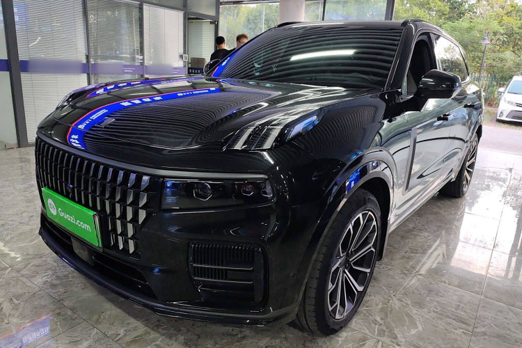 领克09 EM-P 2023款 2.0TD EM-P 远航版PM 六座车身外观1