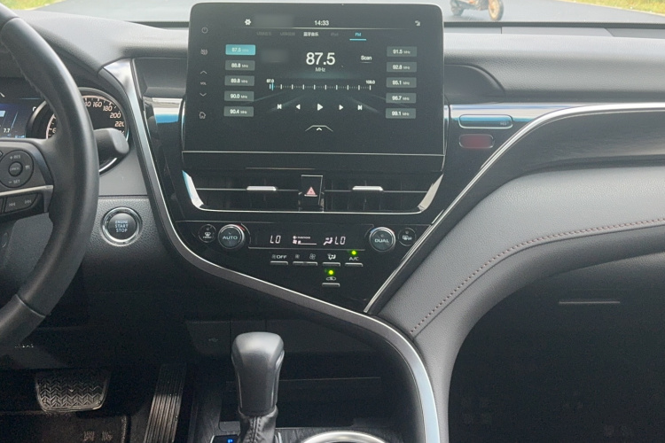 丰田 凯美瑞 2023款 2.0G 豪华版中控内饰7006