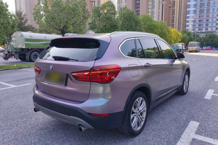 宝马X1 2019款 sDrive20Li 领先型车身外观6004