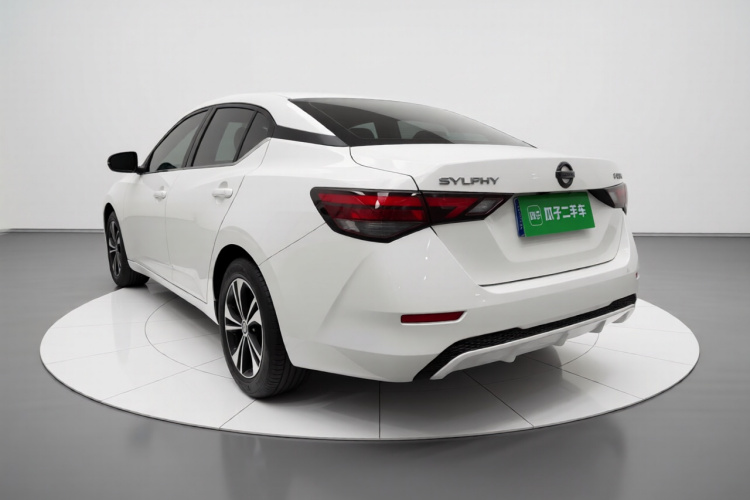 日产 轩逸 2022款 1.6L XL CVT悦享版车身外观5