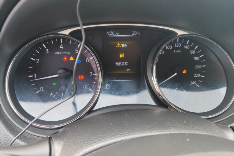 日产 奇骏 2014款 2.5L CVT领先版 4WD局部细节14