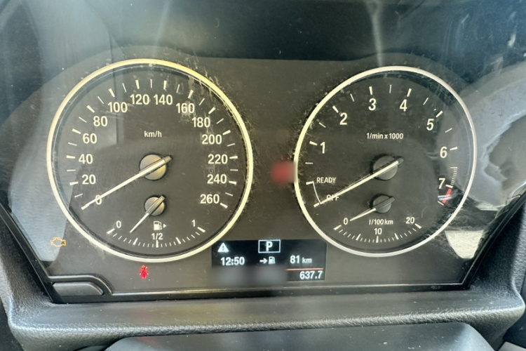 宝马1系 2017款 118i 时尚型中控内饰7007