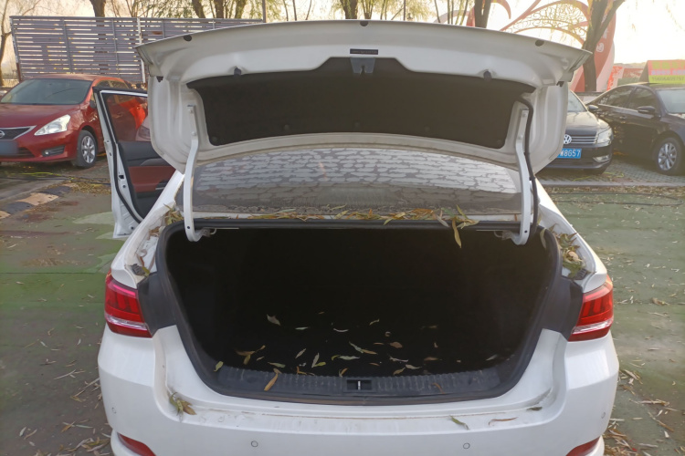 北京汽车 绅宝D50 2018款 1.5L 手动尊贵智驾版局部细节23