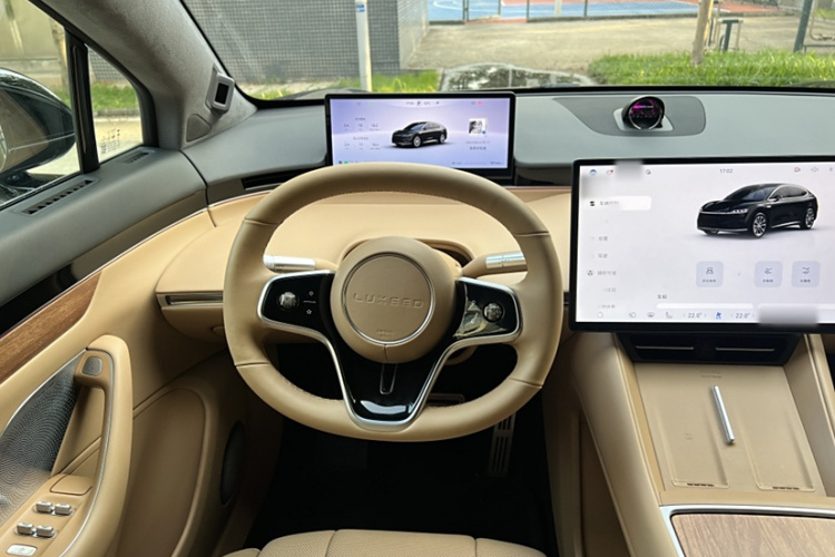 鸿蒙智行 智界R7 2024款 纯电 736km UItra中控内饰7009