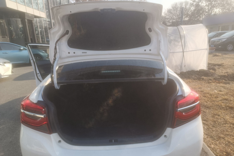 丰田 威驰 2021款 1.5L 手动创行版局部细节23