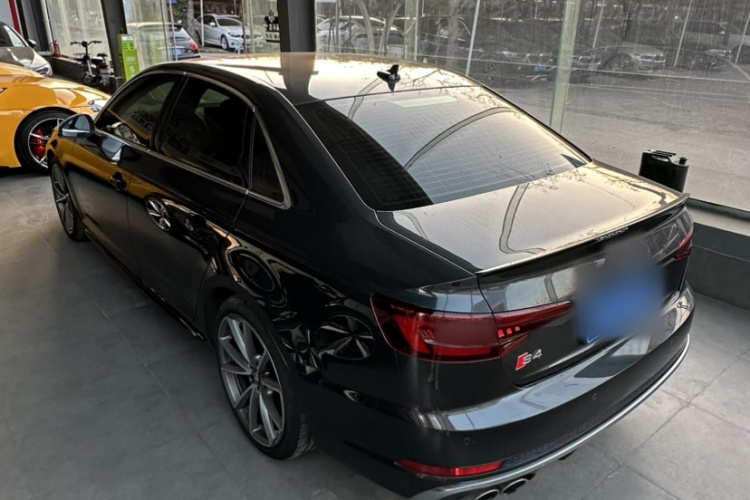 奥迪S4 2018款 S4 3.0TFSI车身外观6002