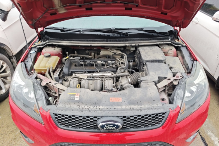 福特 福克斯 2013款 两厢经典 1.8L 自动基本型机舱底盘24