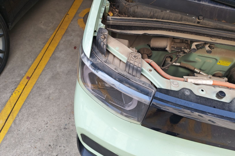 五菱汽车 宏光MINIEV 2021款 马卡龙臻享款 三元锂局部细节9006