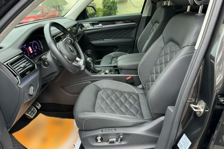 大众 途昂X 2019款 530 V6 四驱尊崇旗舰版中控内饰7008