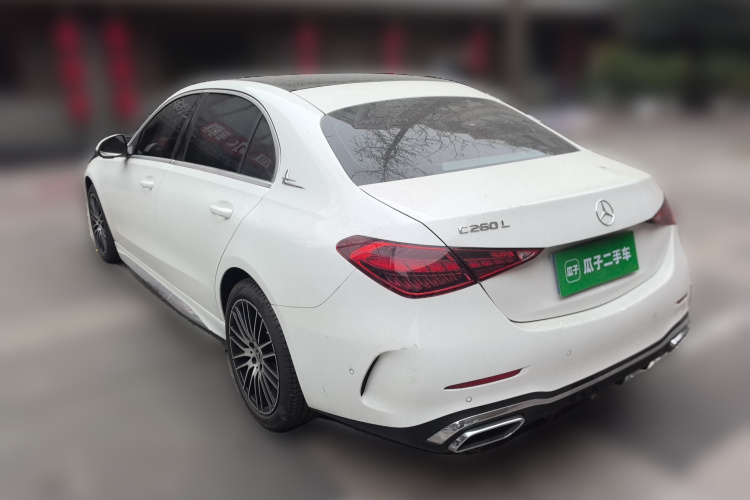 奔驰C级 2024款 改款三 C 260 L 运动版车身外观5
