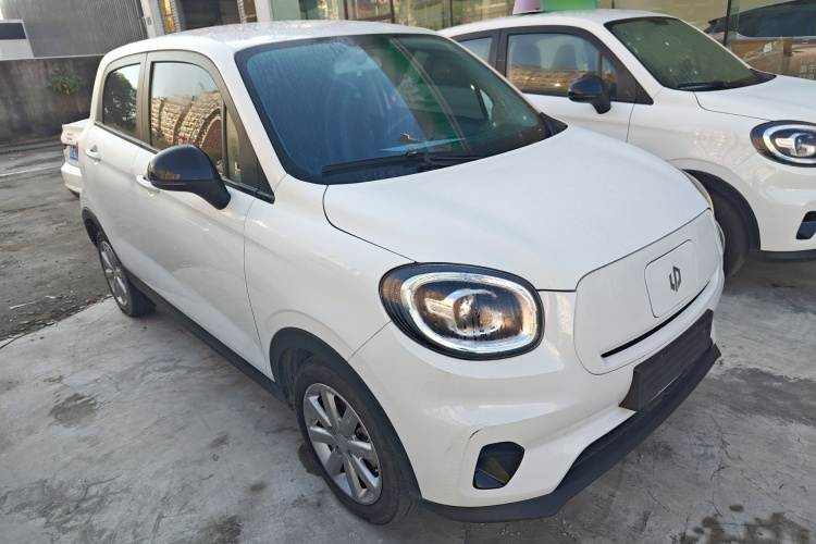 零跑汽车 零跑T03 2022款 玛瑙版车身外观3