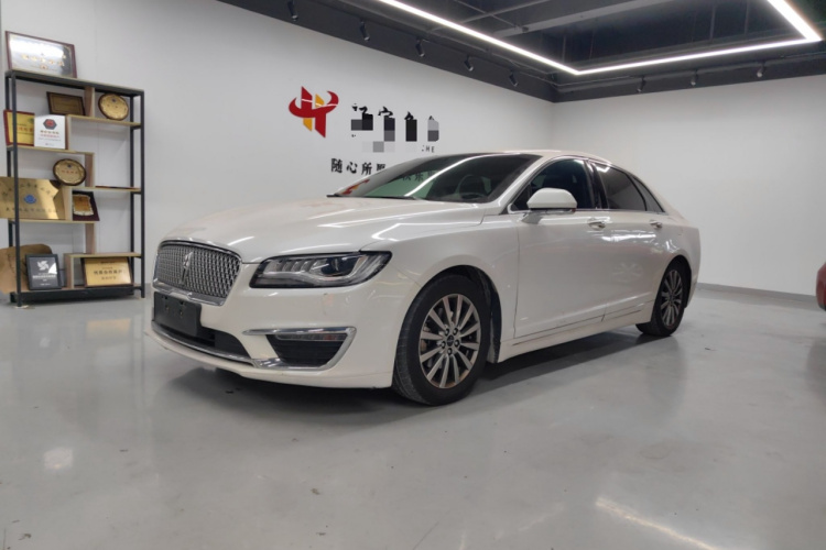 林肯MKZ 2018款 2.0T 尊享版车身外观1