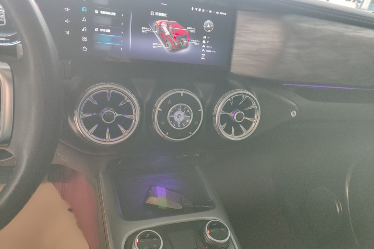 坦克300 2021款 越野版 2.0T 征服者局部细节16