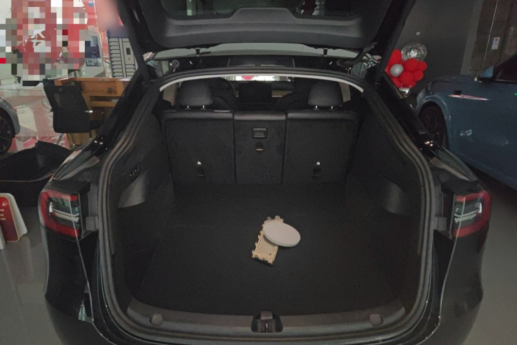 特斯拉 Model Y 2022款 改款 后轮驱动版机舱底盘23