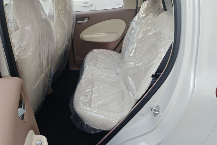 五菱汽车 宏光MINIEV 2025款 四门版 进阶款中控内饰21