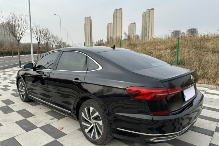 大众 帕萨特新能源 2019款 430PHEV 混动豪华版车身外观6006