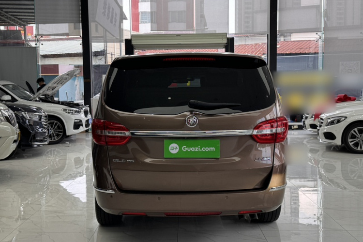 别克GL8 2018款 28T 尊贵型 国VI车身外观6008