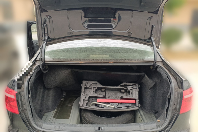 大众 朗逸 2013款 1.6L 手动风尚版局部细节23