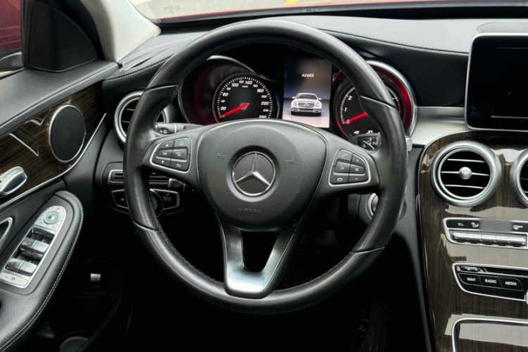 奔驰C级 2018款 C 180 L 时尚型局部细节13