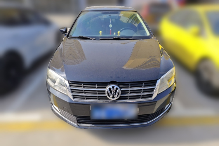 大众 朗逸 2013款 改款经典 1.6L 自动舒适版车身外观2