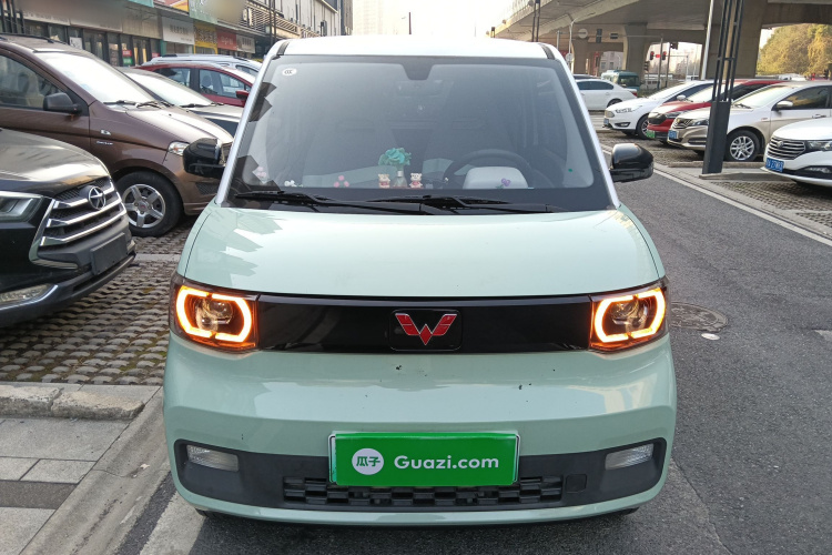 五菱汽车 宏光MINIEV 2021款 马卡龙臻享款 磷酸铁锂车身外观2