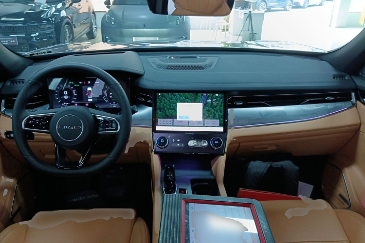 领克09 2024款 2.0T 四驱运动版 五座中控内饰12