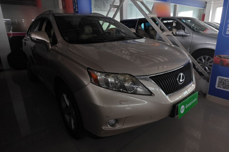 雷克萨斯RX经典 2011款 270 典雅版车身外观3