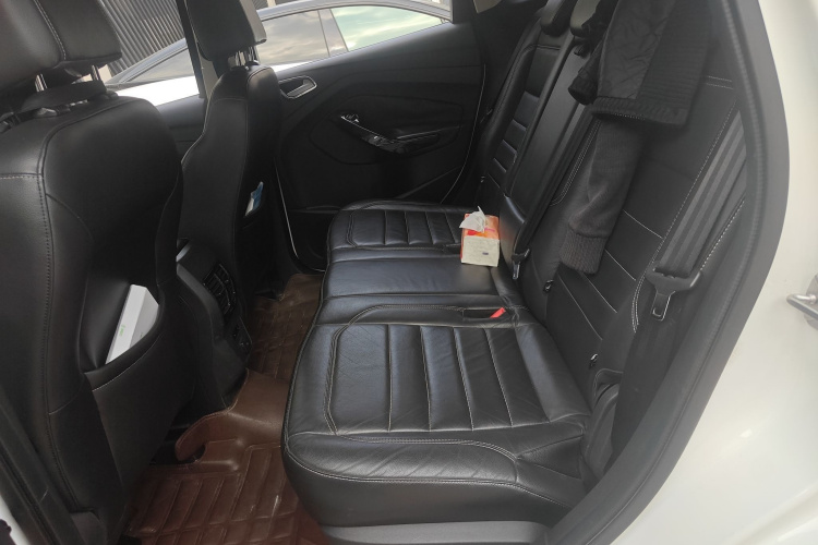 福特 翼虎 2017款 EcoBoost 180 两驱虎跃型中控内饰21