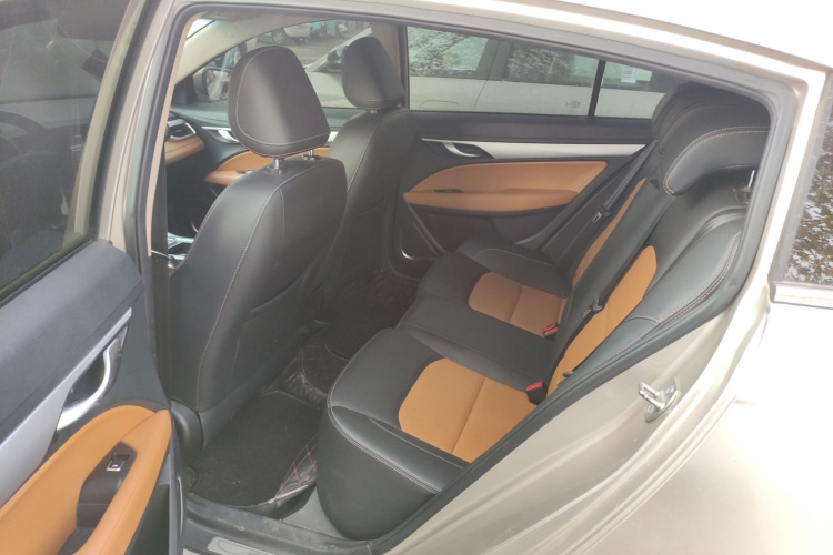 吉利汽车 远景S1 2018款 1.4T CVT锋享型中控内饰21