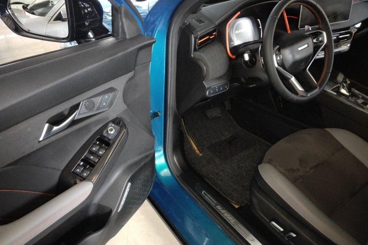 哈弗赤兔 2021款 激擎版 1.5T 铂金兔中控内饰20