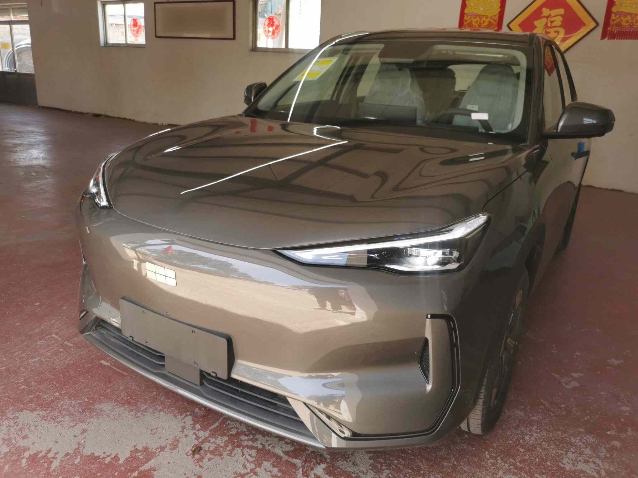 吉利银河 银河E5 2026款 530km 启航版(2)