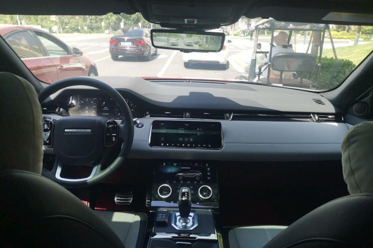 路虎 揽胜极光 2020款 249PS R-DYNAMIC SE 运动科技版中控内饰7003