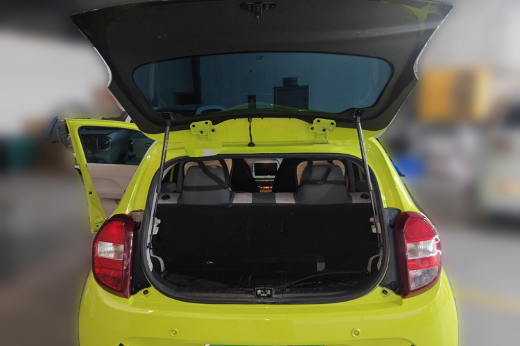 江铃集团新能源 易至EV2 2024款 201km 舒适型中控内饰23