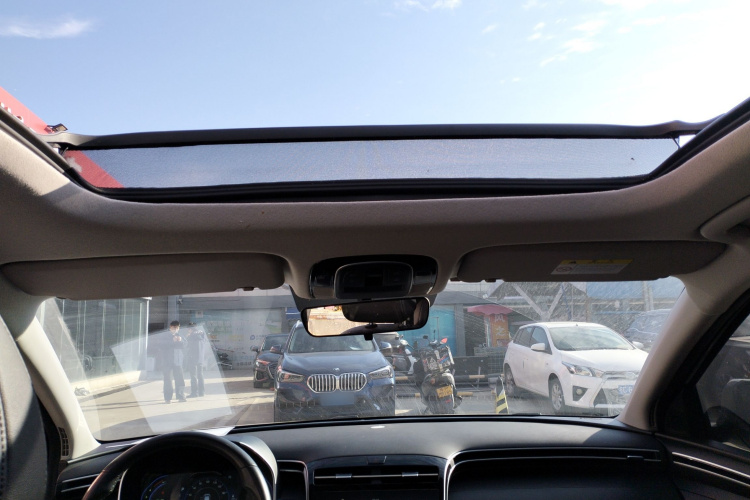 现代 2023款 途胜L 1.5T 自动两驱GLX精英版中控内饰22