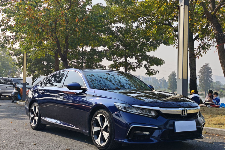 本田 英仕派 2019款 锐·混动 2.0L 净越版 国VI车身外观6008