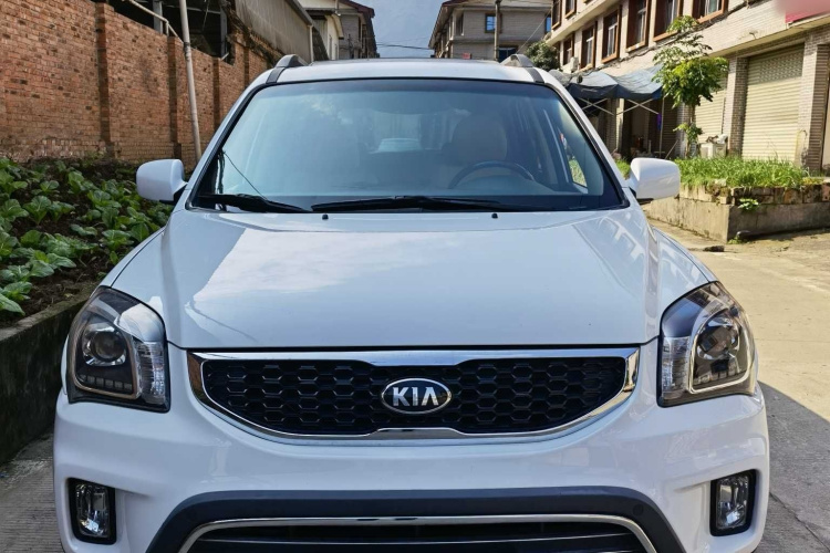 起亚 狮跑 2013款 2.0L 手动两驱版GL车身外观6003