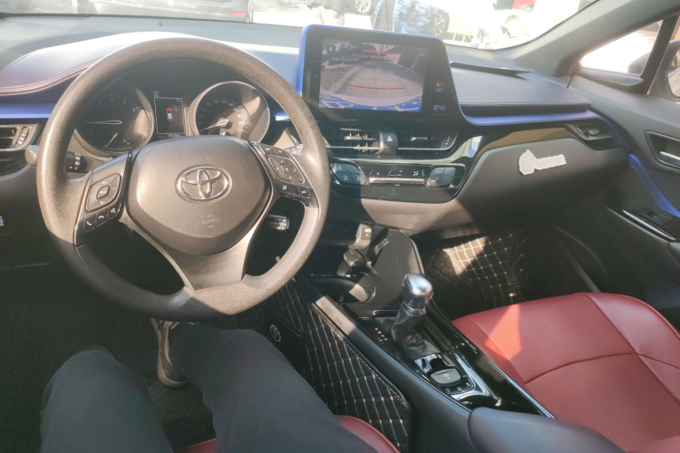 丰田C-HR 2018款 2.0L 领先天窗版 国V中控内饰7002