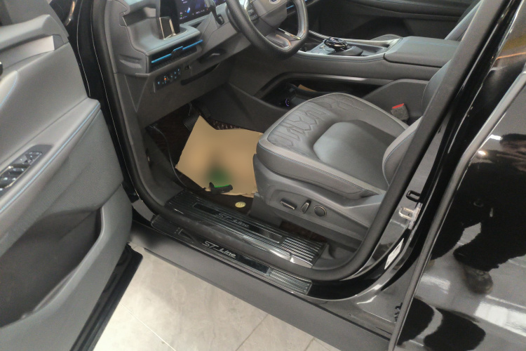 福特 2023款 锐界L 2.0T EcoBoost 两驱七座豪华型中控内饰20