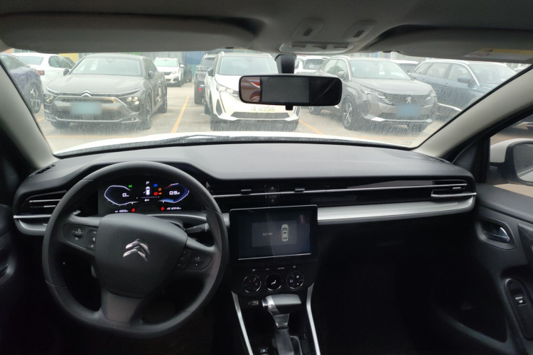 雪铁龙C3-XR 2021款 190THP DCT致尚版中控内饰12