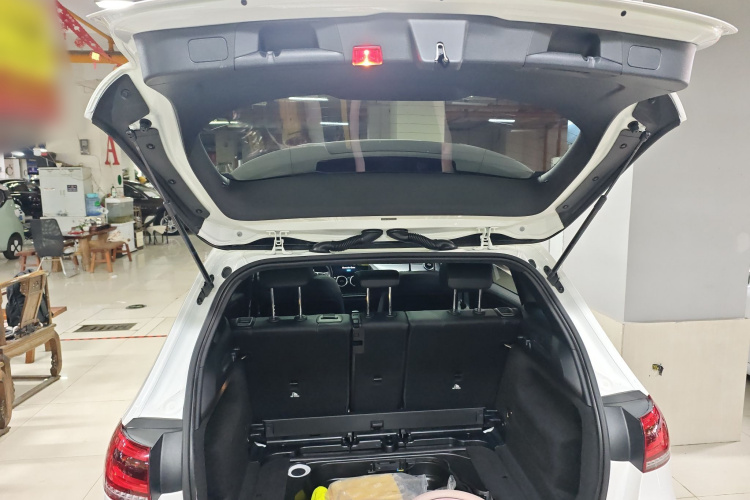 奔驰B级 2020款 B 200 动感型局部细节23