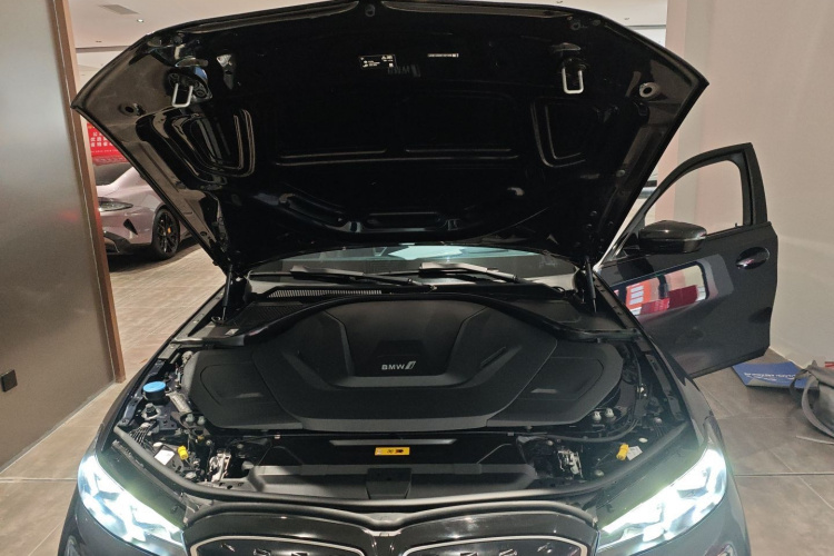 宝马i3 2024款 eDrive 40 L 曜夜套装局部细节24