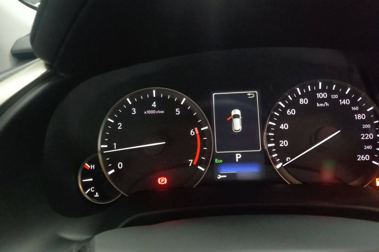 雷克萨斯RX 2020款 改款 300 两驱精英版局部细节14