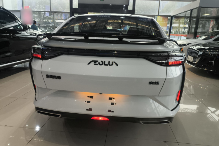 东风风神 奕炫 2024款 1.5L 自动劲速版车身外观6004