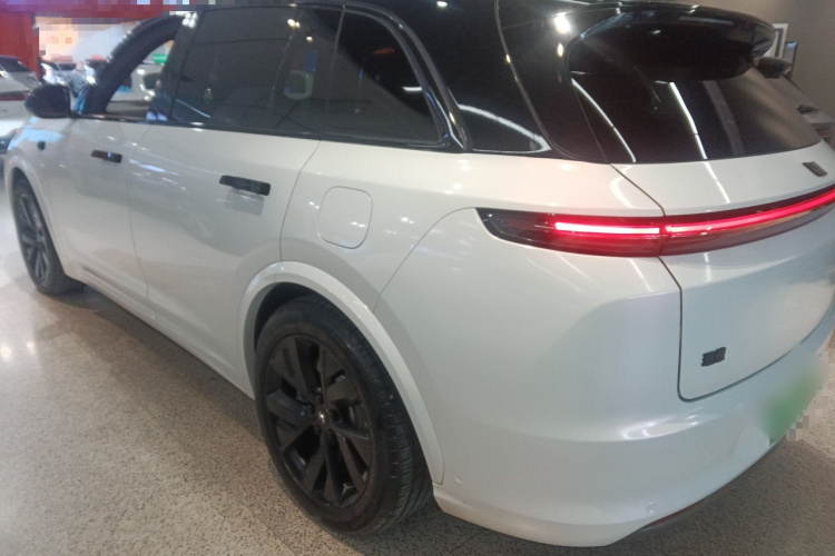 理想汽车 理想L7 2023款 Pro车身外观4