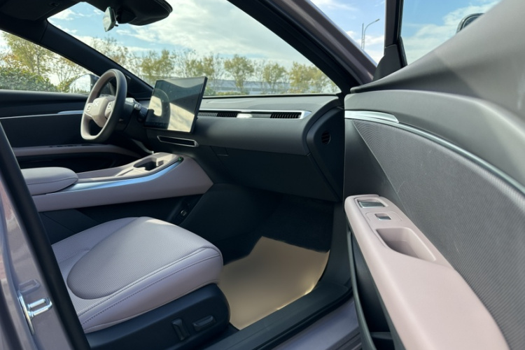 小鹏MONA M03 2025款 600 超长续航 Max中控内饰7006