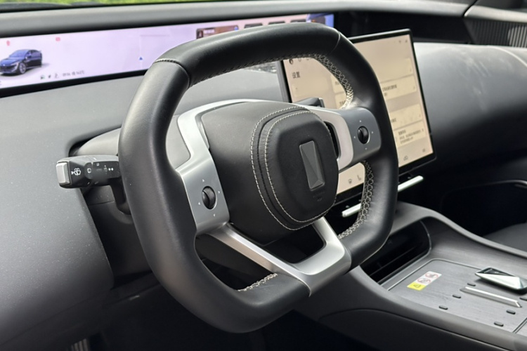 阿维塔12 2025款 Ultra增程版局部细节13